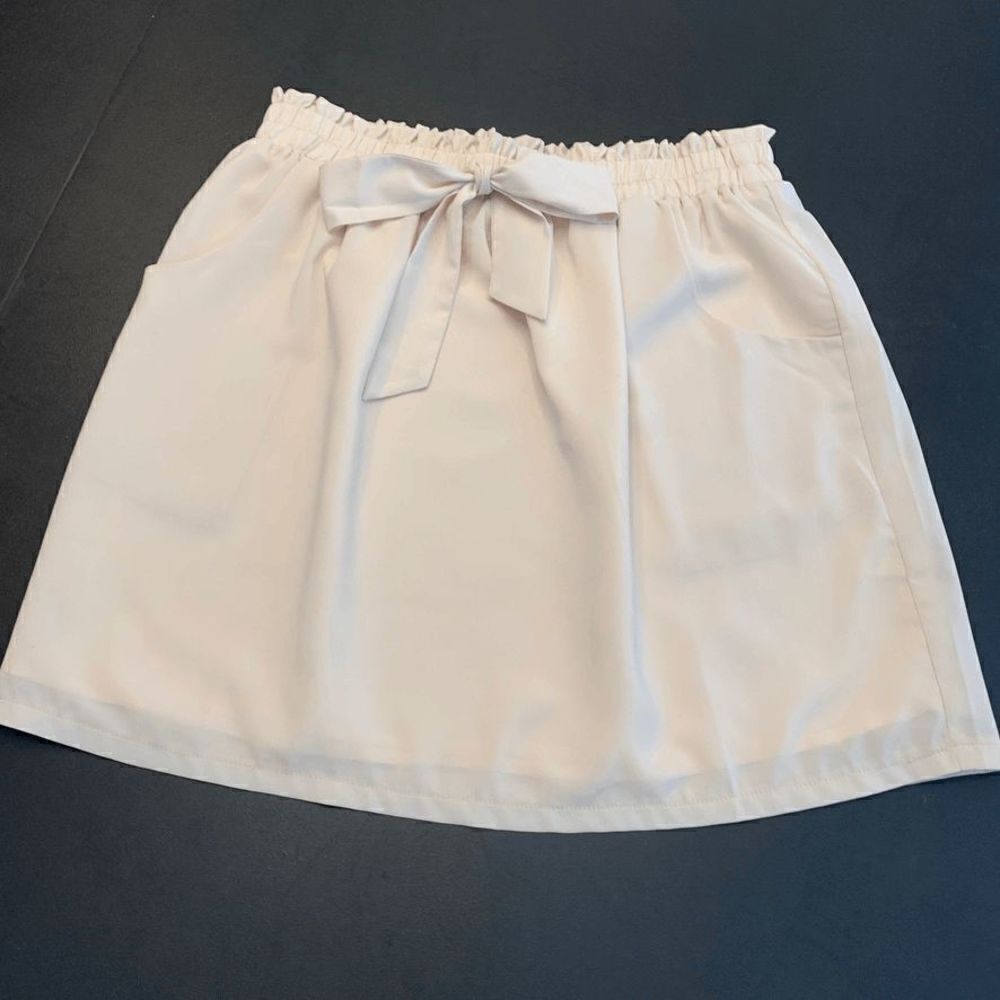Comme Toi Women's Bow Tie Lined Mini Skirt Stretch Waist Brown Medium